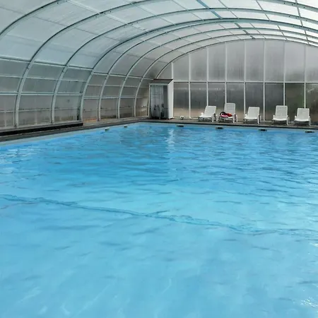 Maison Ensoleillee A Avec Piscine Partagee Дом отдыха