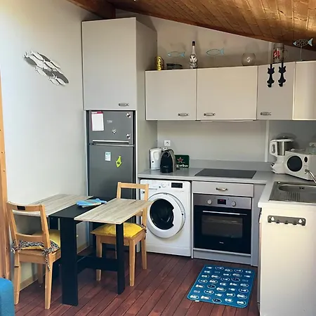 Maison Ensoleillee A Avec Piscine Partagee 펜션 생-피에르-돌레롱