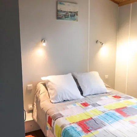 Maison Ensoleillee A Avec Piscine Partagee * Сен-Пьер-д'Олерон