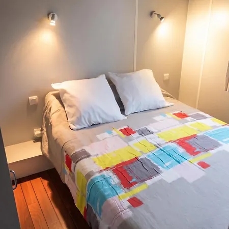 Maison Ensoleillee A Avec Piscine Partagee *