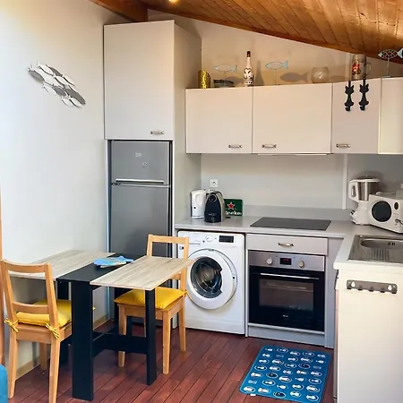 Maison Ensoleillee A Avec Piscine Partagee Дом отдыха